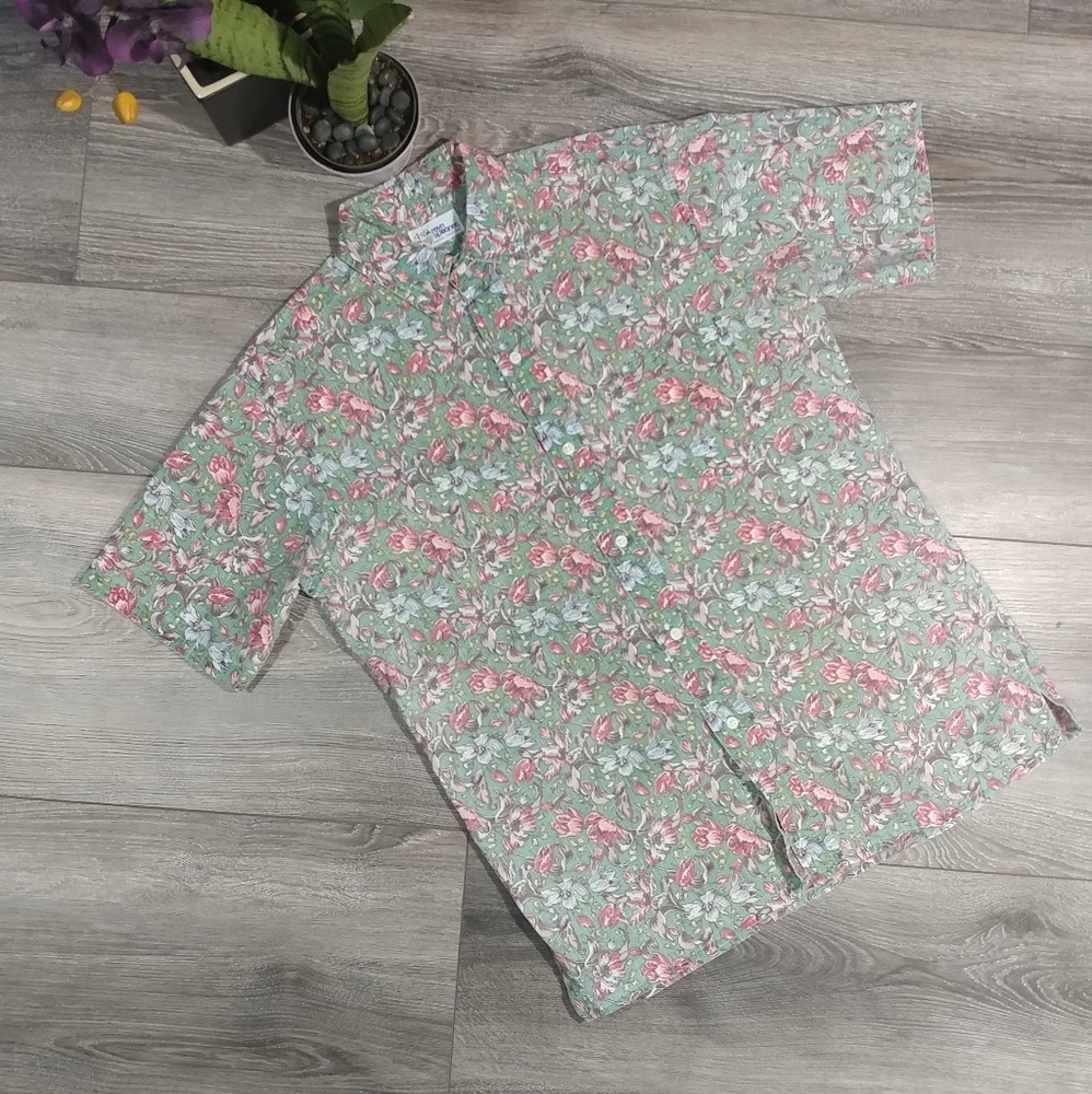 Men's floral button down shirt